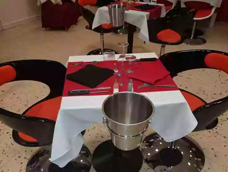 Le restaurant - Restaurant Le Gardouch - Restaurant Gardouch - Gardouche restaurant